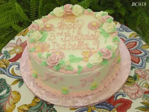 Birthday cake with piped border